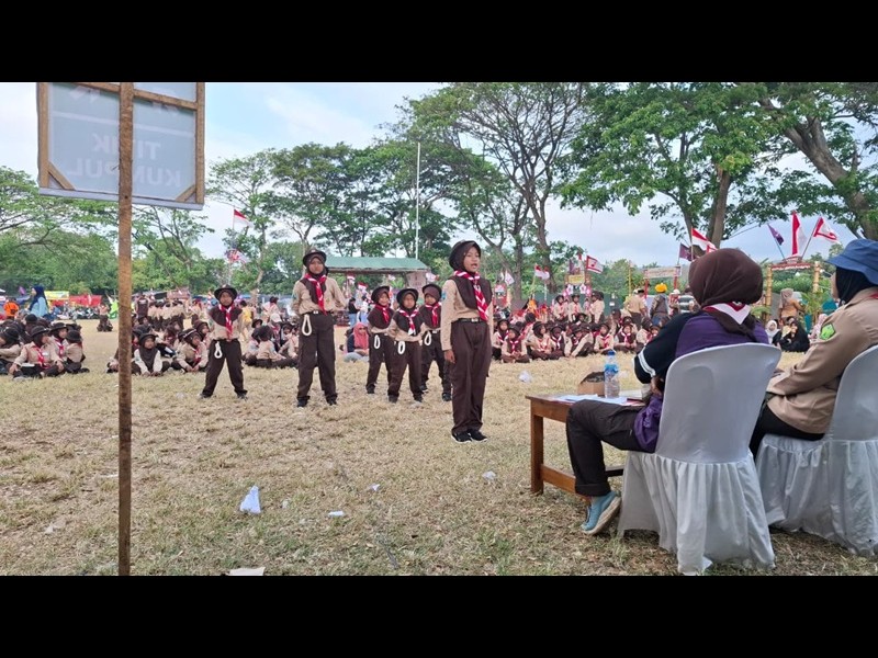 LOMBA YEL-YEL
