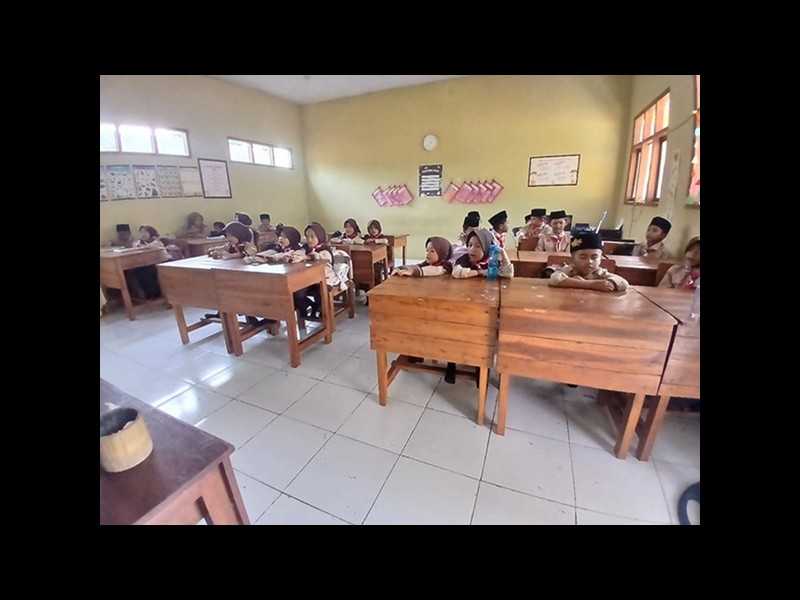 BACA SHOLAWET BERSAMA